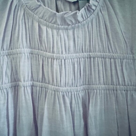 Nine West High Neck Smocked Shell Lavender Sleeveless Blouse Size Small NWT - Picture 4 of 7